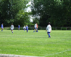 jeunes joueurs de foot